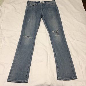 Aritzia The Castings Strinny Jeans Whithorn Wash Size 26